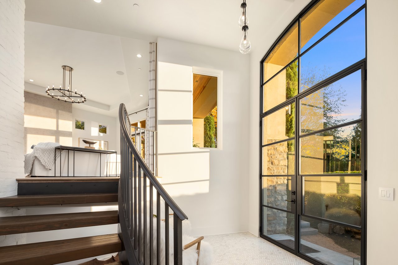 9228 112th Avenue NE