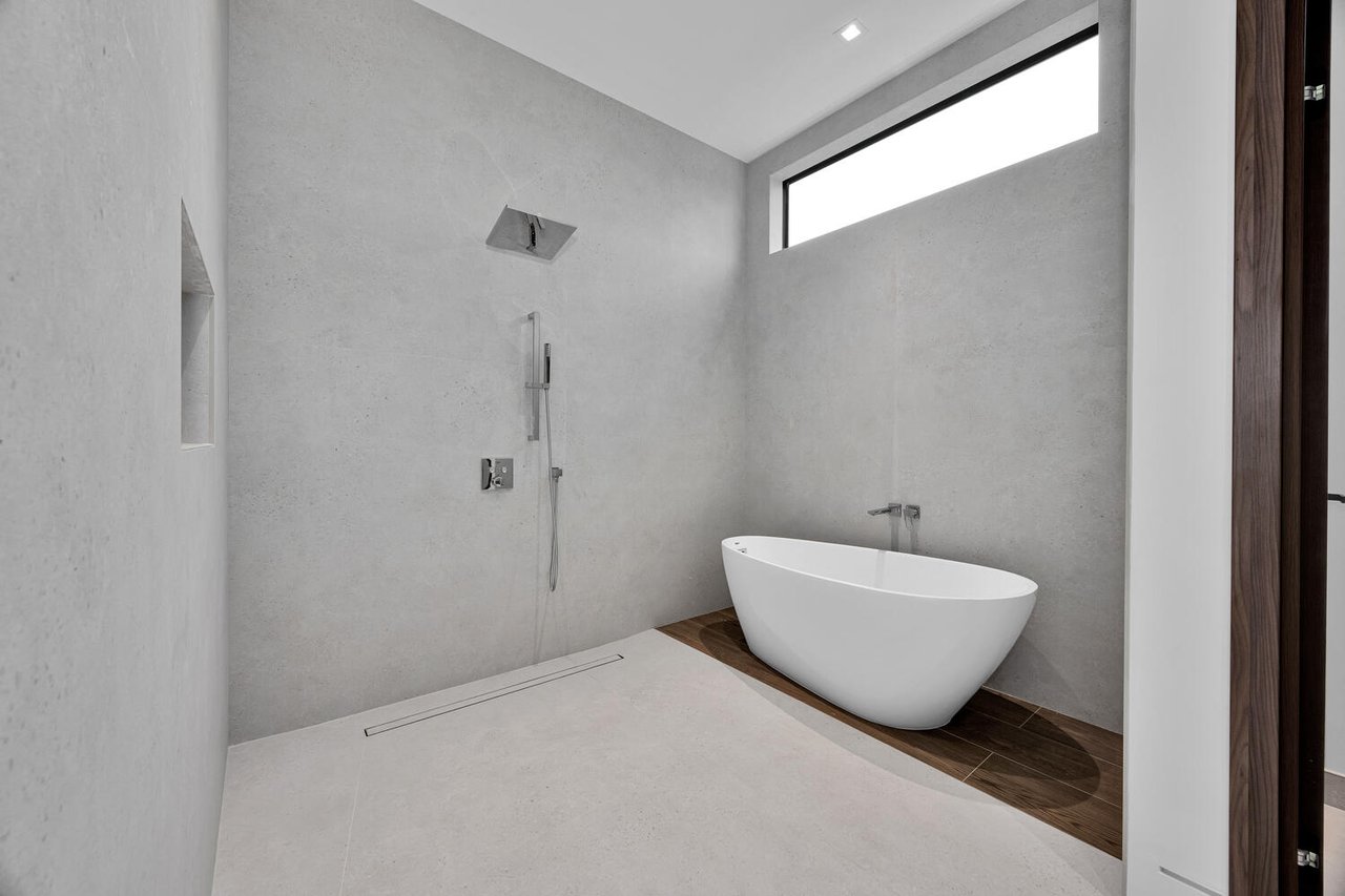 Just Built Modern Luxury