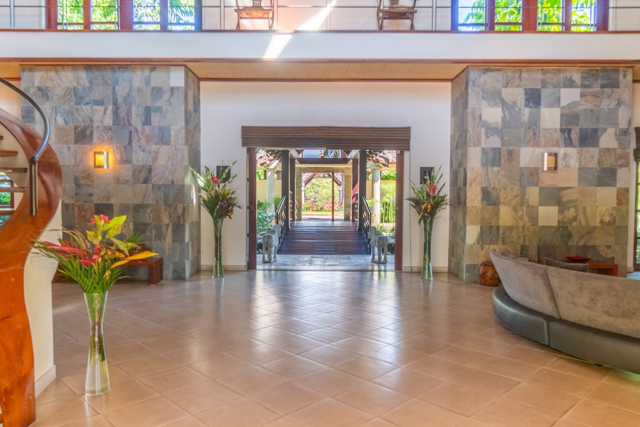 Luxury Modern House in Costa Rica