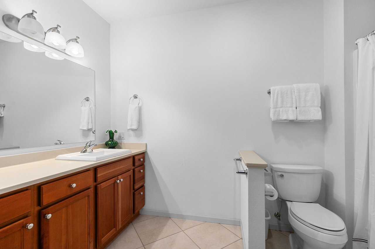 N4725 N Lakeshore Drive