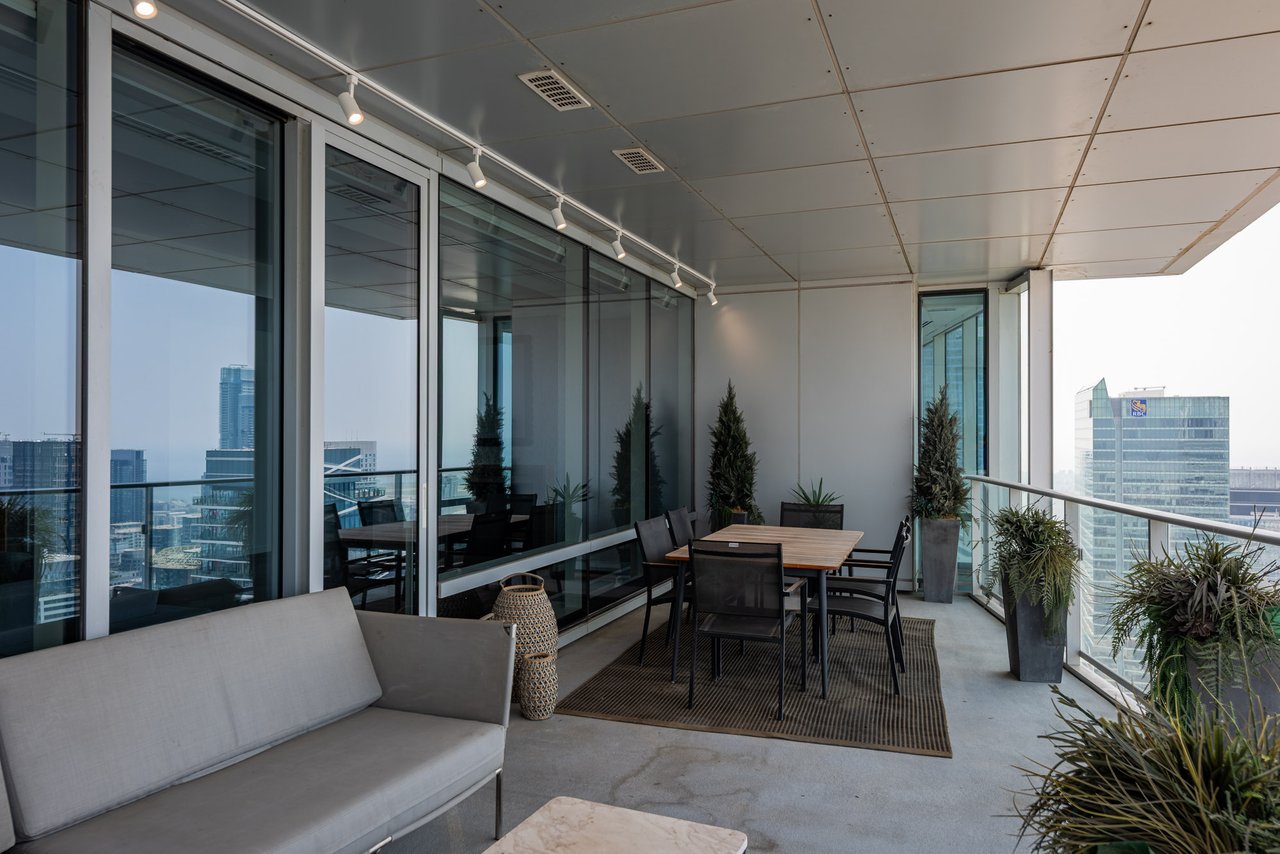 Suite 5302- 180 University Avenue