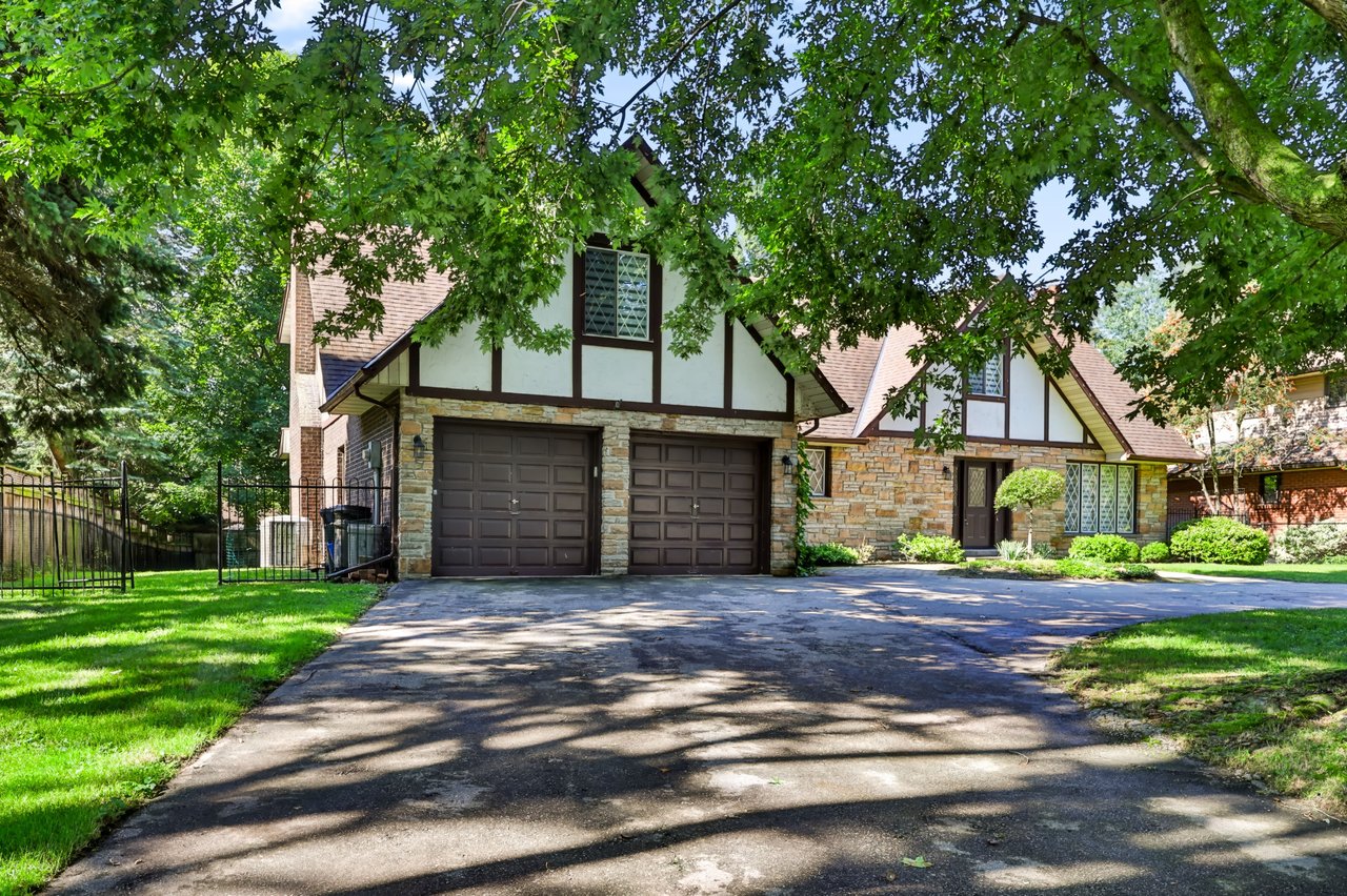 30 Birkbank Drive, Oakville