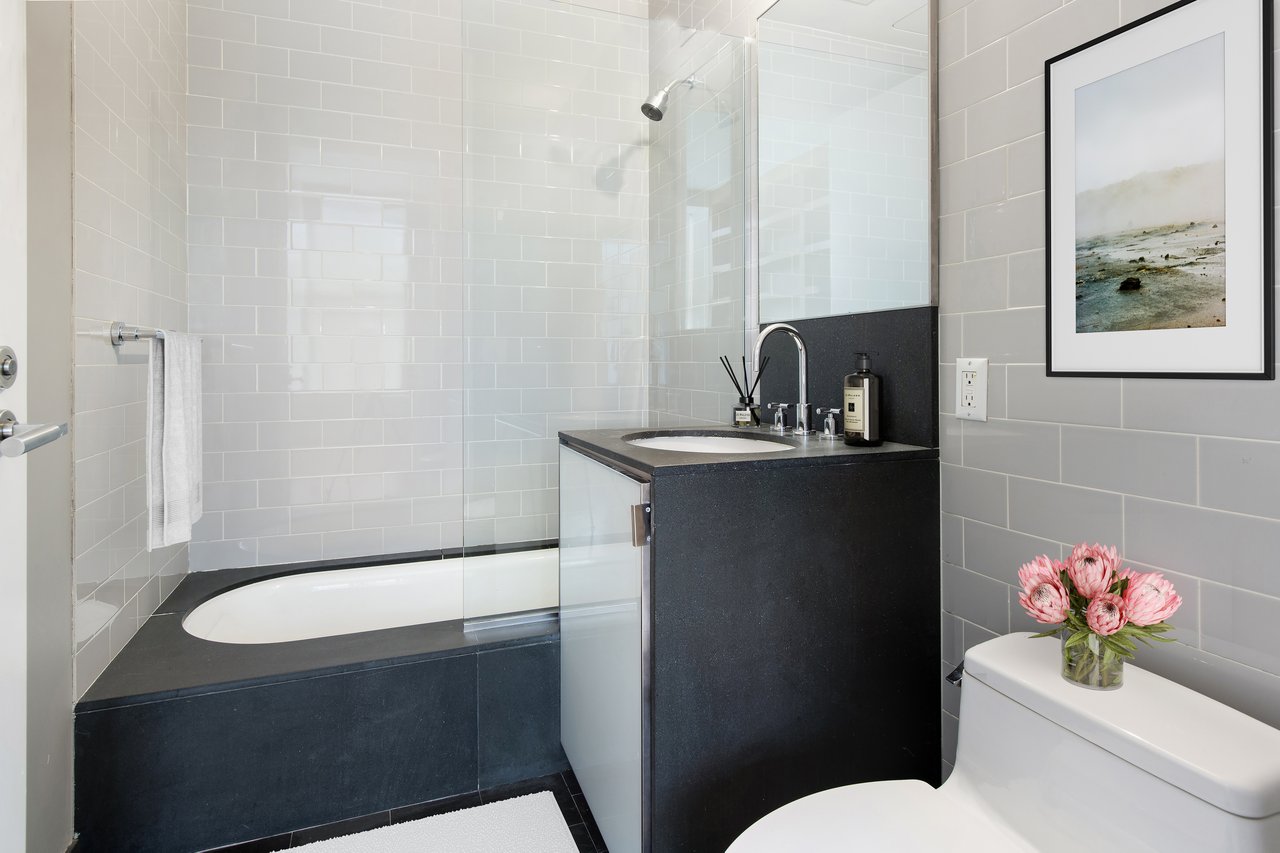 240 Park Avenue South, 14B
