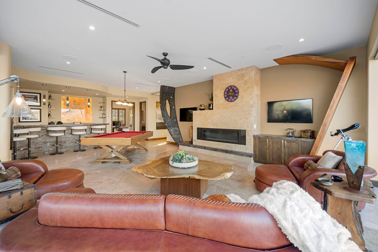 10570 E Pinnacle Peak Road