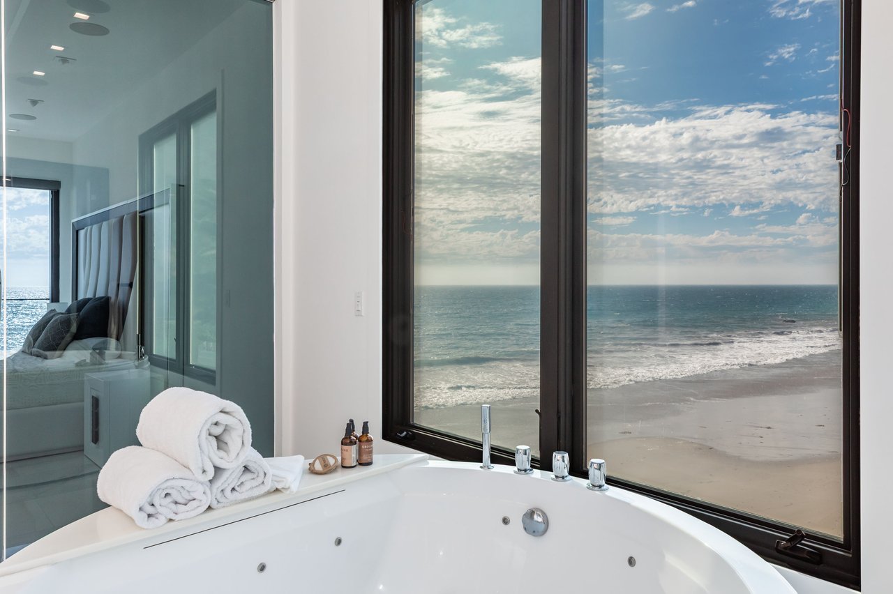 11350 Pacific Coast Hwy