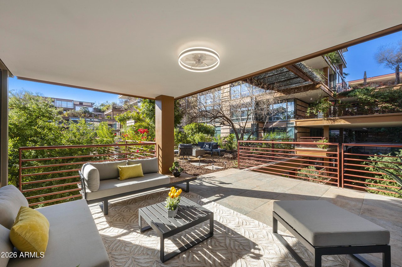 7161 E Rancho Vista Dr, #3002