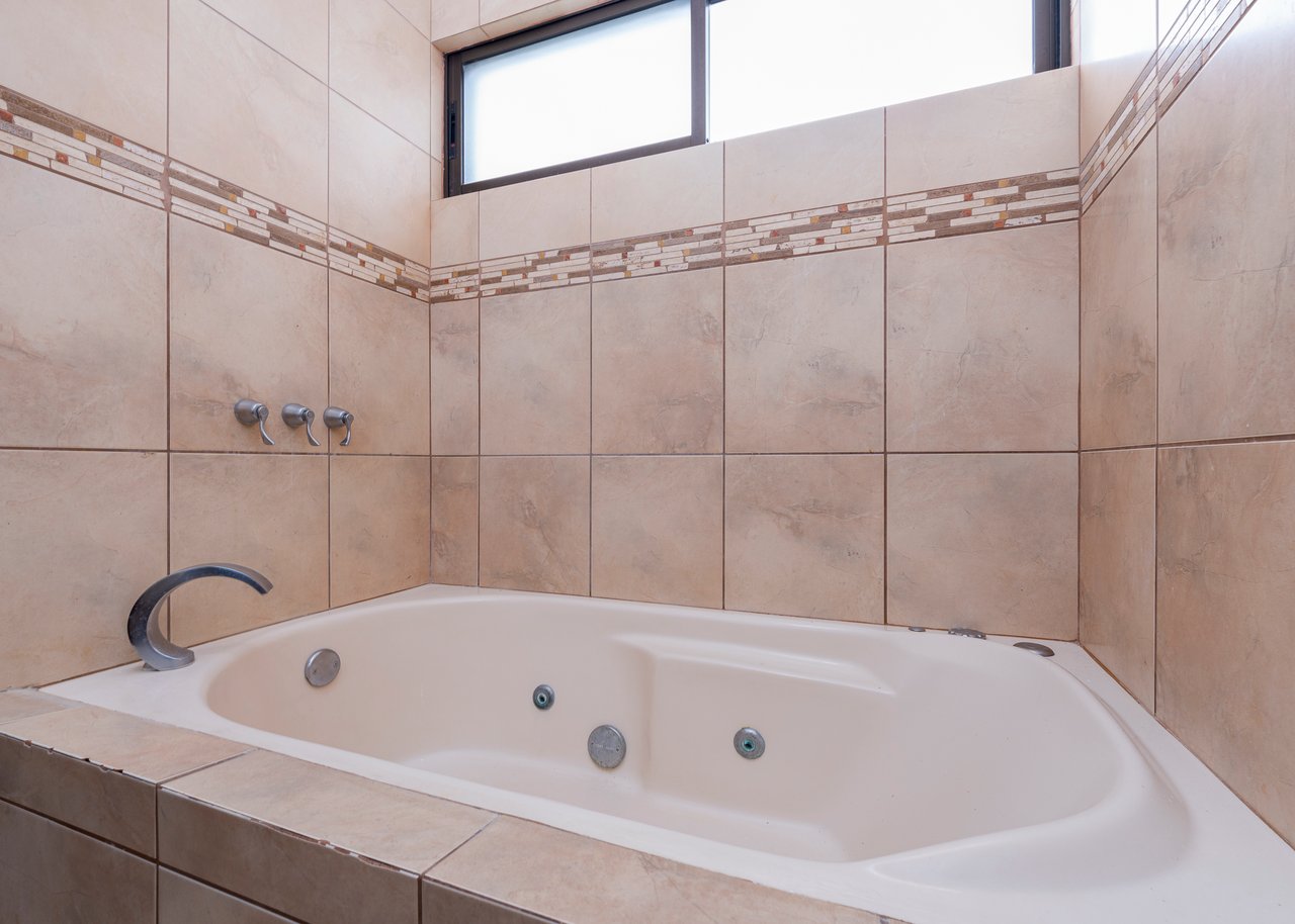 The Oaks #90 | Turnkey 2-Bedroom Condo Near Tamarindo