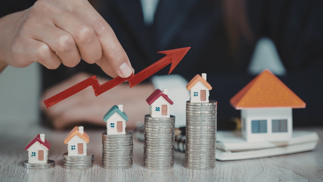 Suburban homes in South King County Washington representing typical buyer options