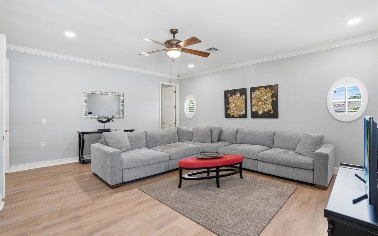 9250 Triana Ter #203