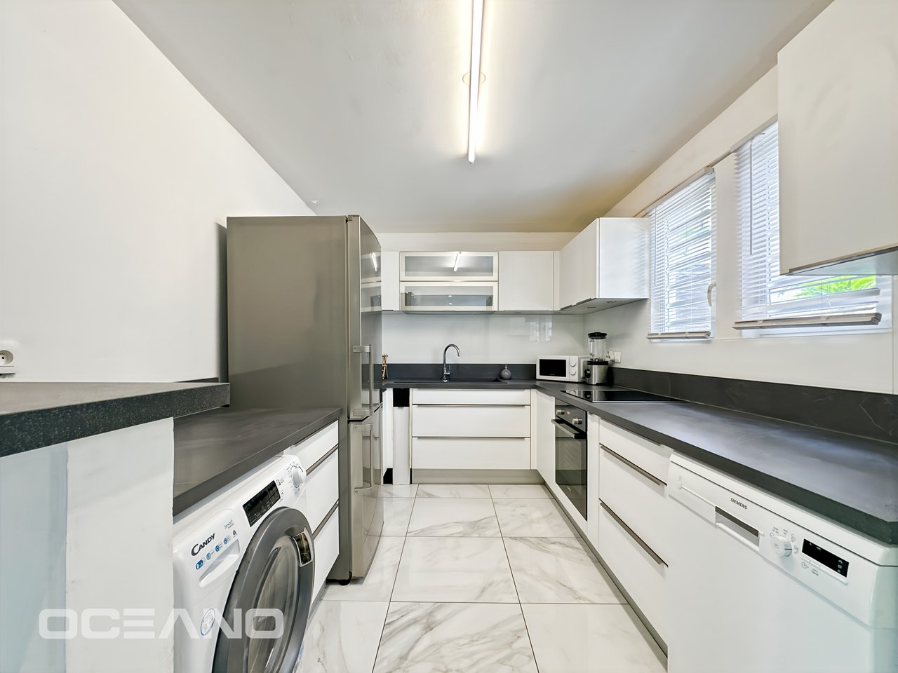Exclusive : Cozy Home with Mezzanine and Large Terrace – Orient Bay