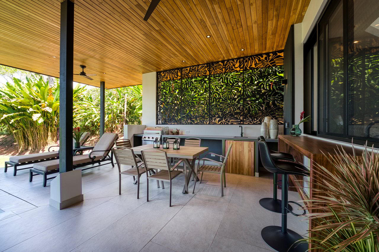 New Ocean View Luxury Home Bordering Forest Reserve