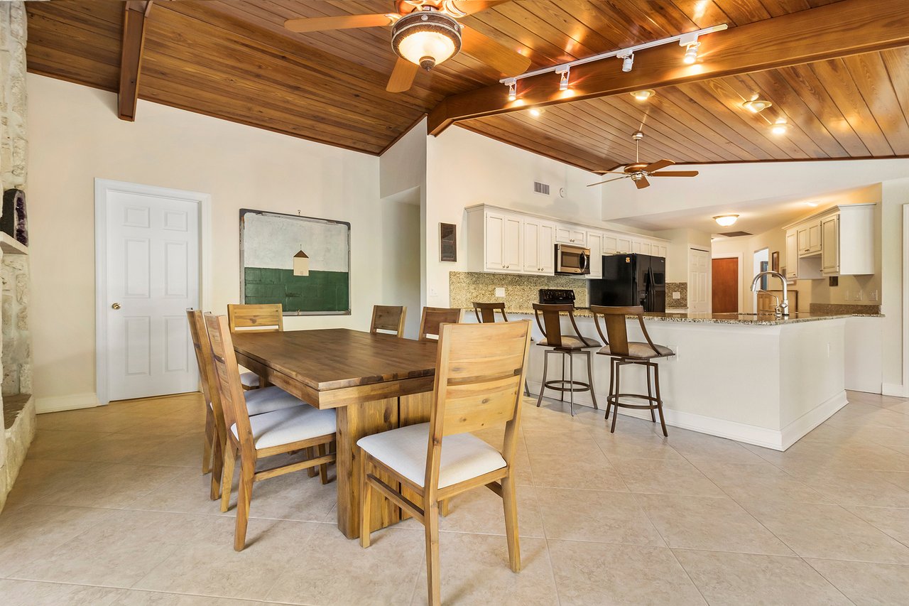 2848 NW 28th St