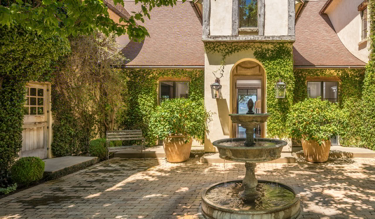 Napa Valley Compound