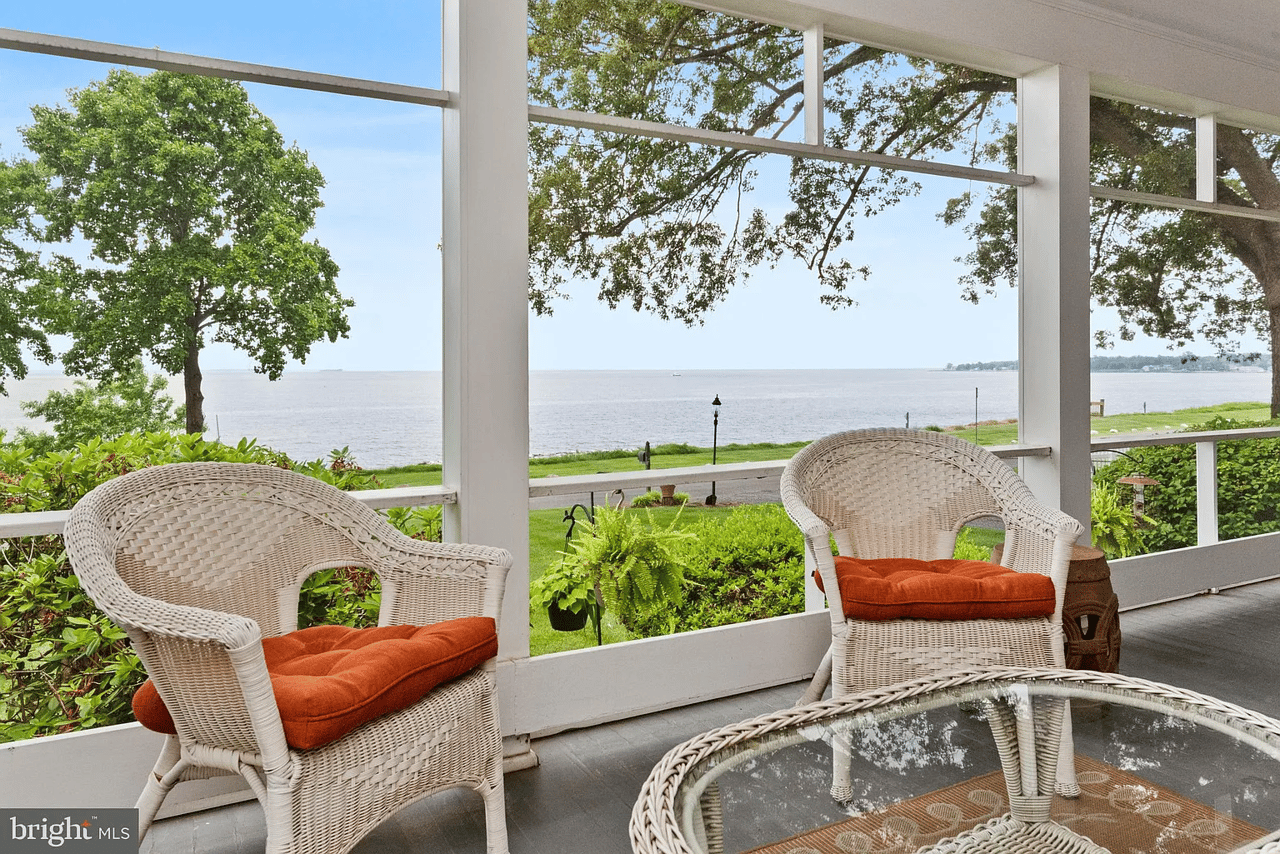 57 Bay Dr