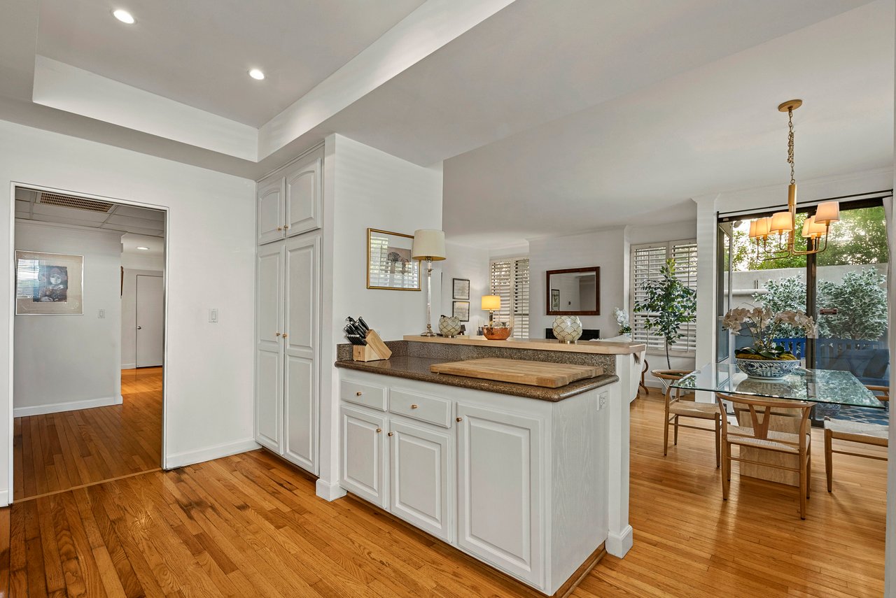 12115 San Vicente Blvd Unit: 111, Brentwood 