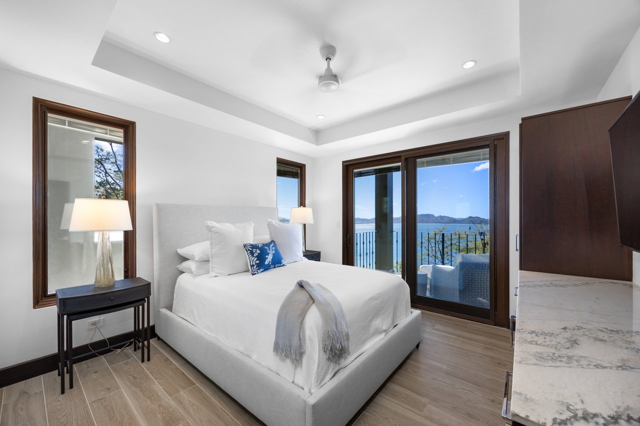 360 Splendor del Pacifico #502