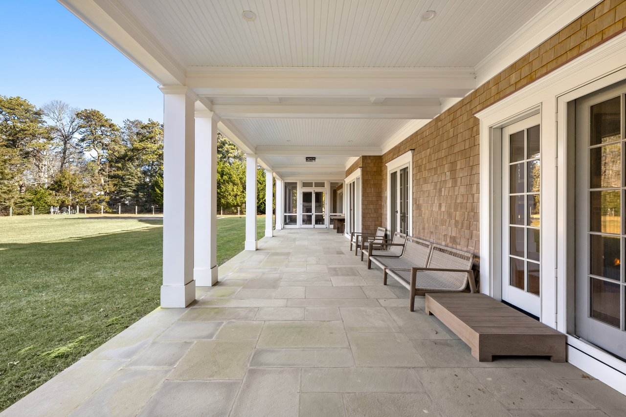 Stunning Residential Estate in Osterville 