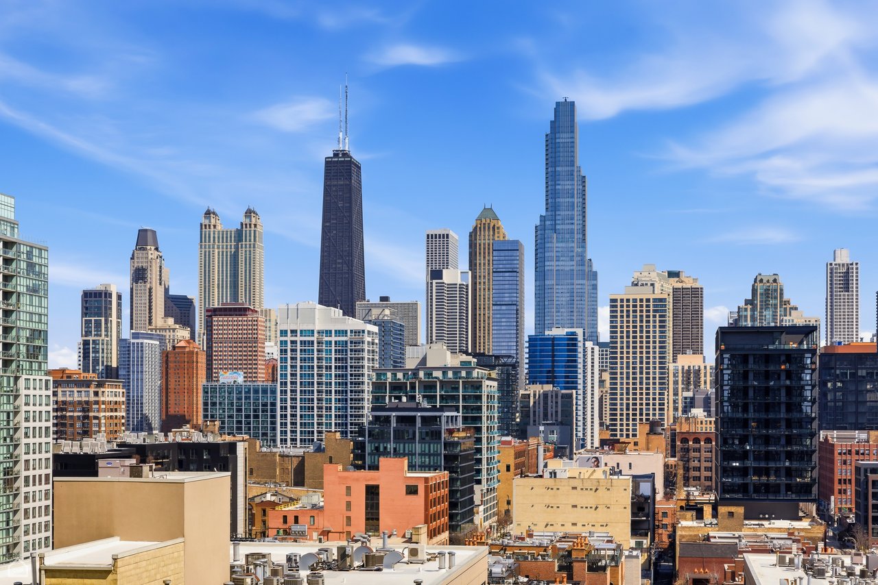 702 N Larabee Street unit 1206 