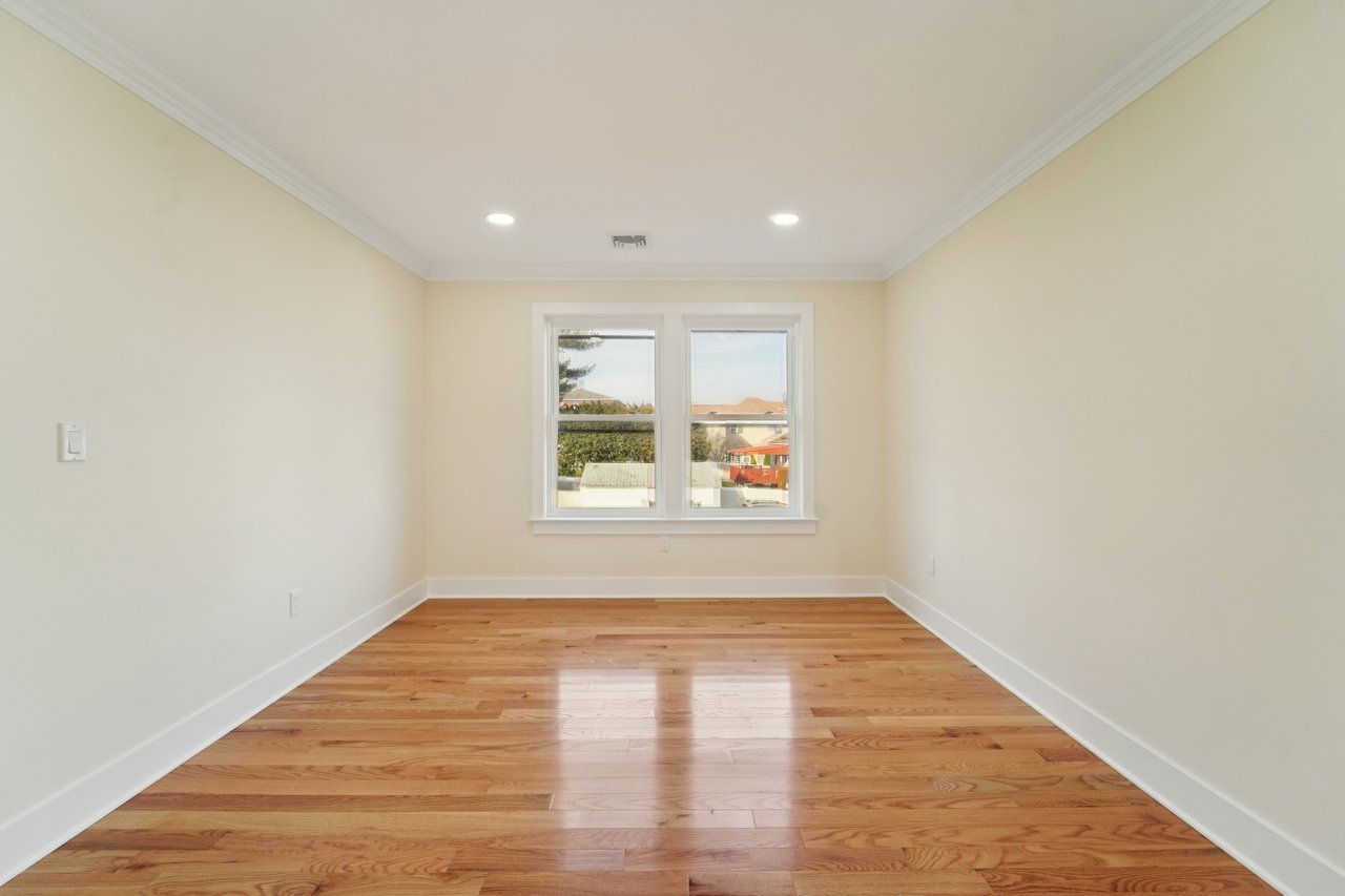 219 Mile Square Road