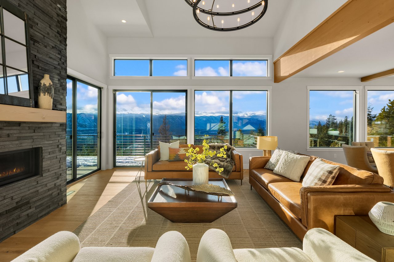 2241 Forest Ridge Drive