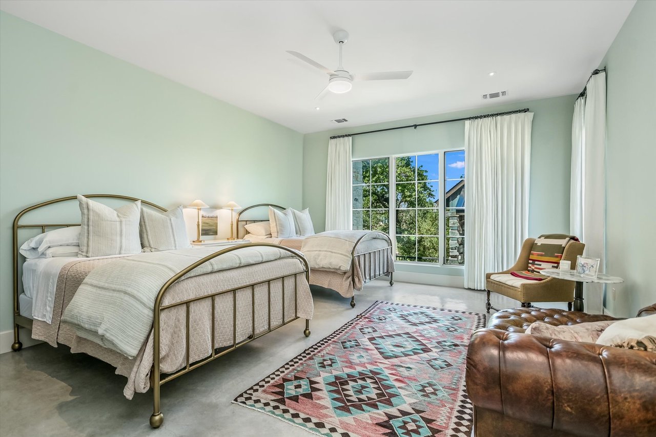 175 S Putting Park Drive