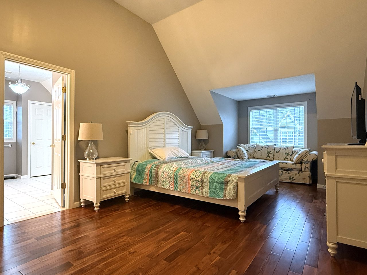 New Sterling MA Listing