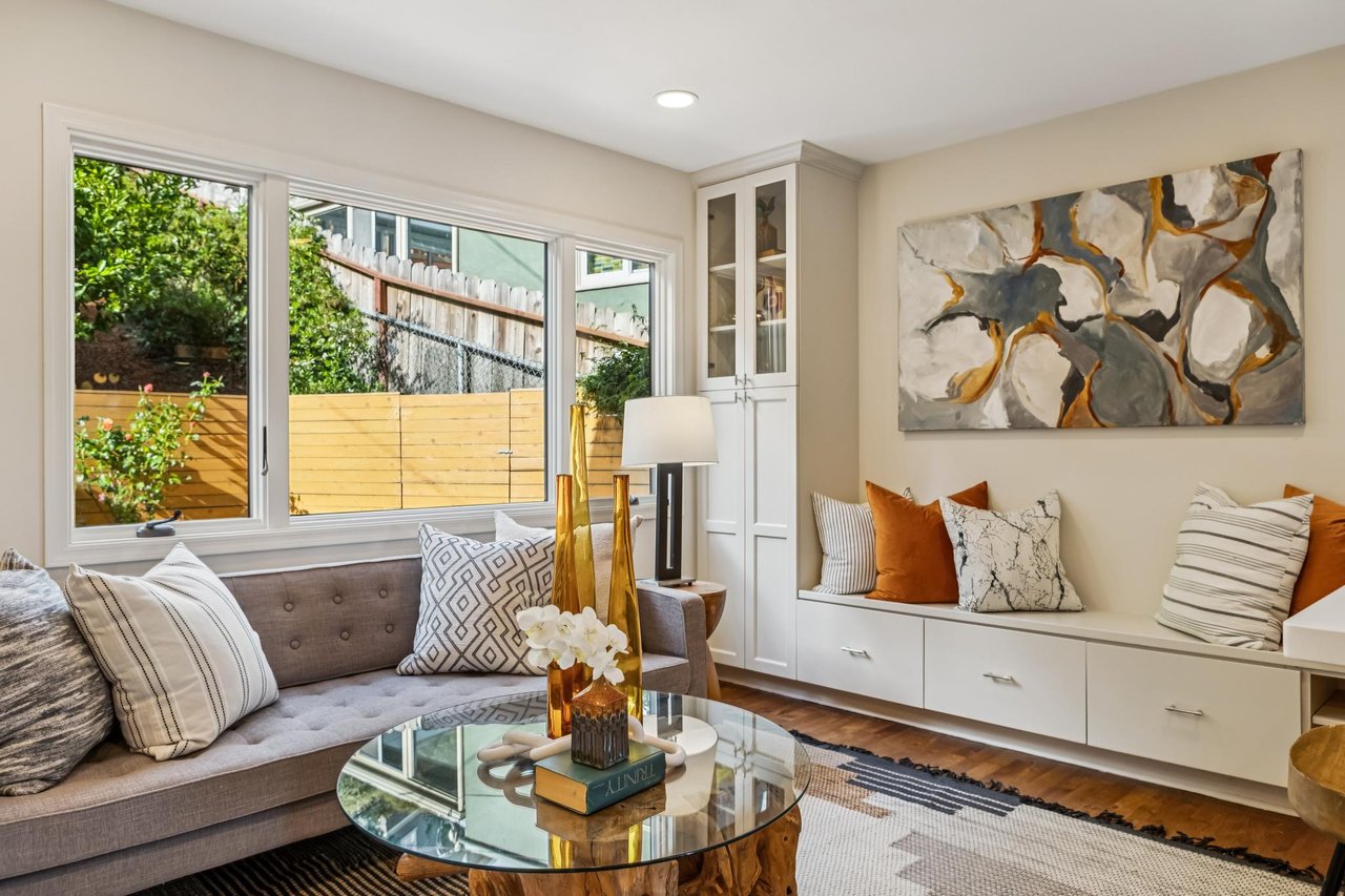 34 Dorantes Avenue