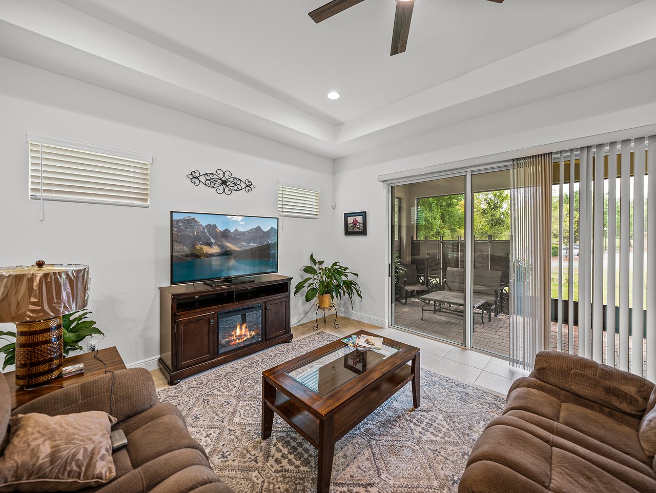 14198 THOROUGHBRED DR