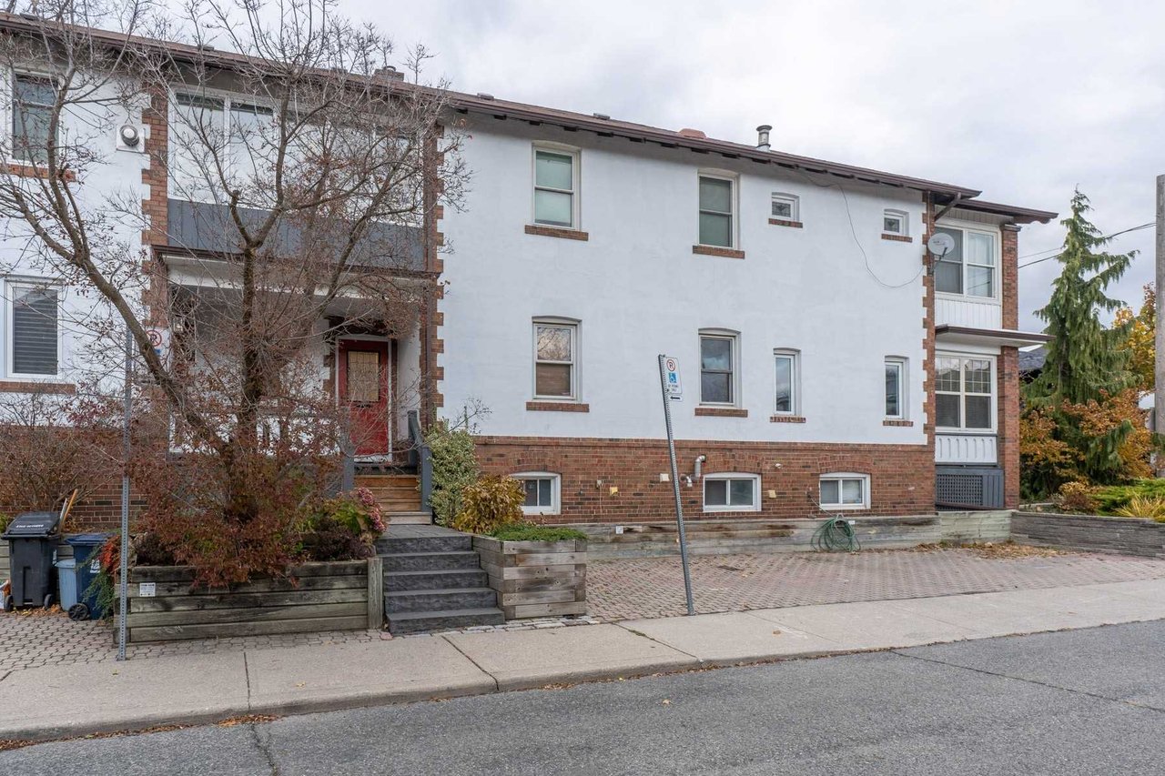 46A Wineva Ave