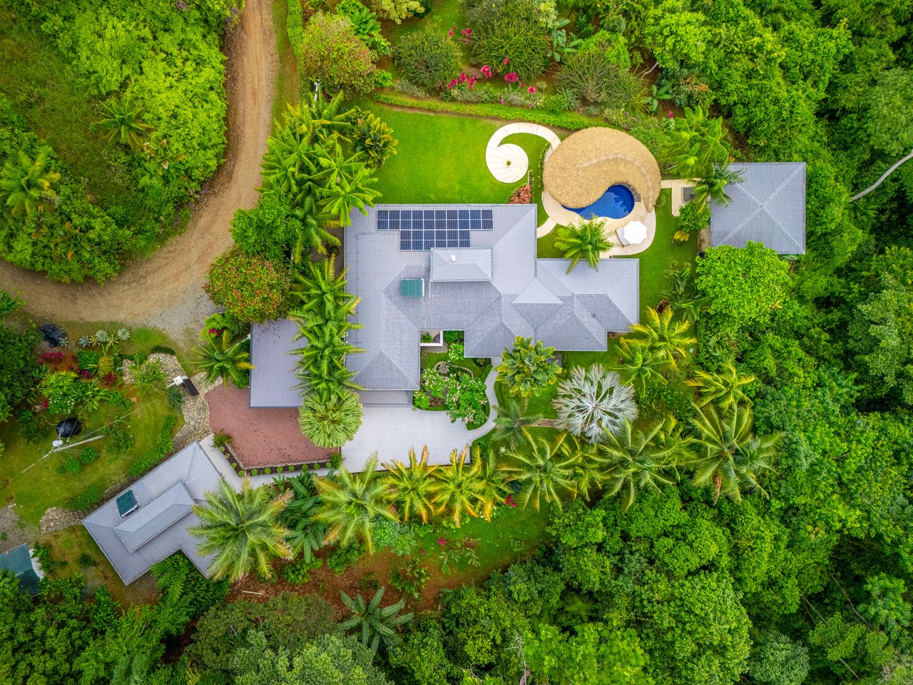 Casa Otra Vida – A Private Jungle Retreat with Ocean Views & Off-Grid Luxury
