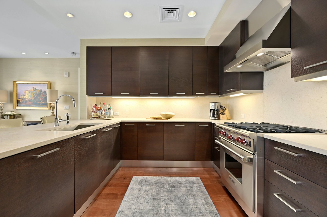 200 Congress Ave Unit 15A