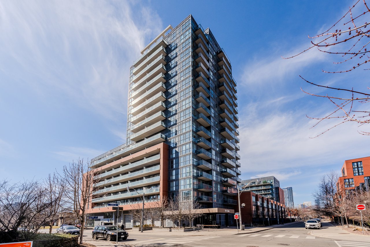 1105-25 Cole St