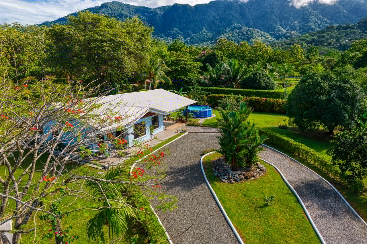 Casa Colibri - Easy Access, Beautiful, Private Lot