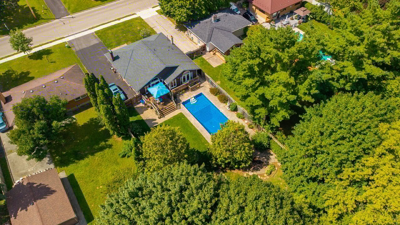 Once of a kind home in Byron 