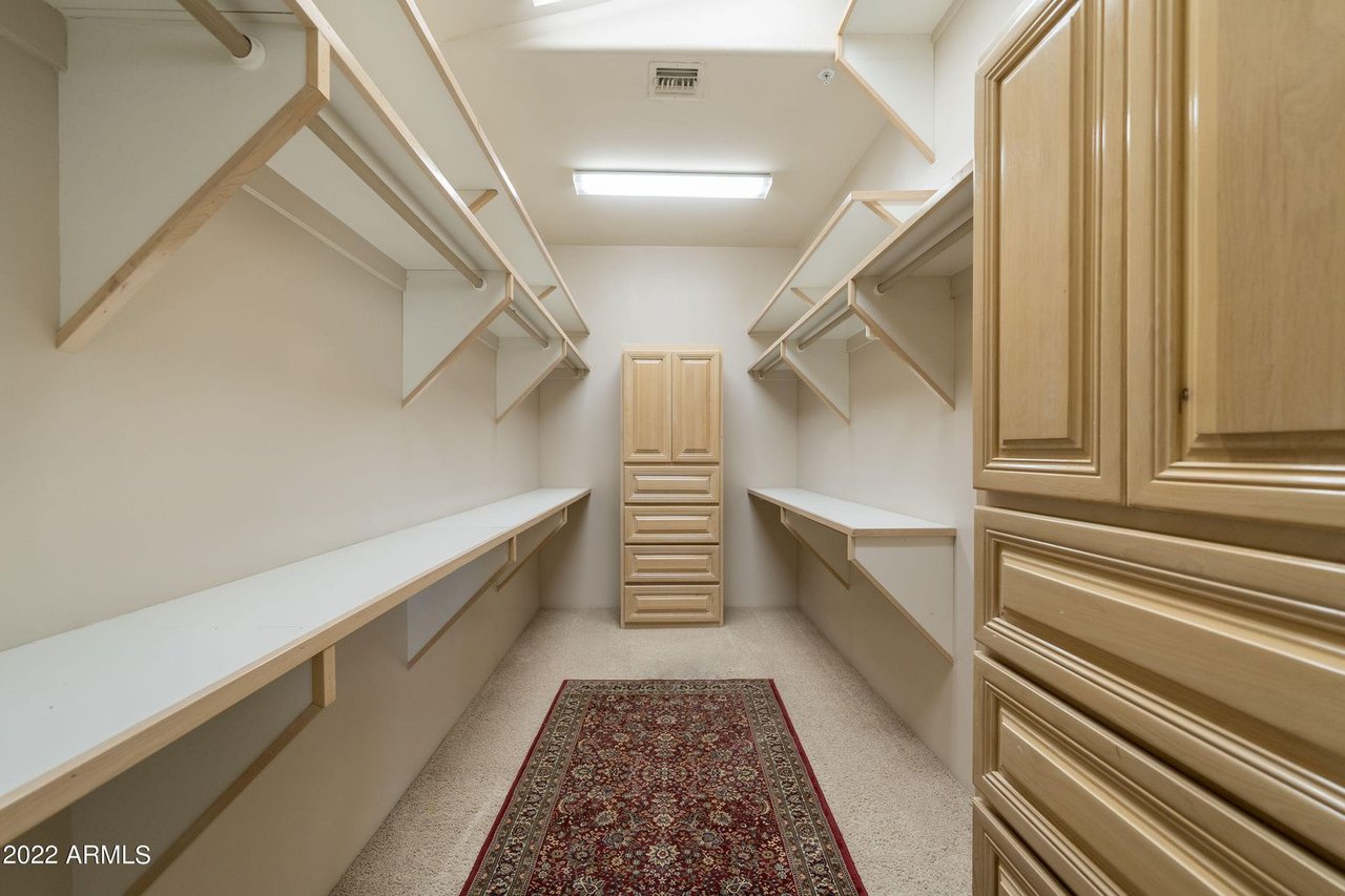 12077 E Laurel Lane