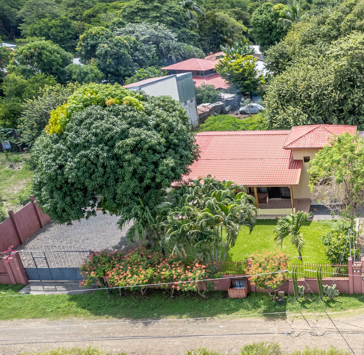 Villa Veneto | Private 3-Bedroom Home with Guest Studio on a Spacious Lot