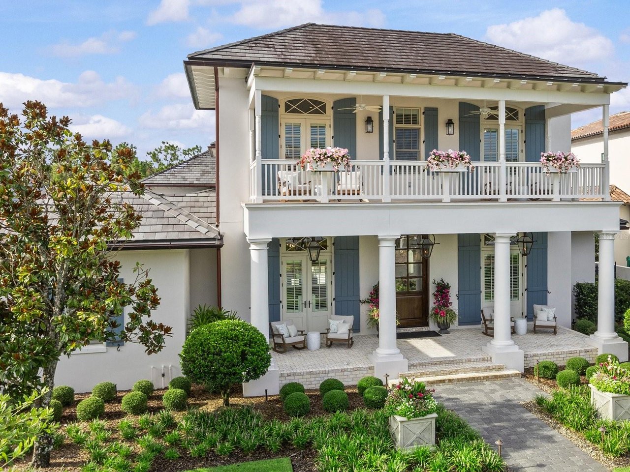 10436 Los Feliz Drive
