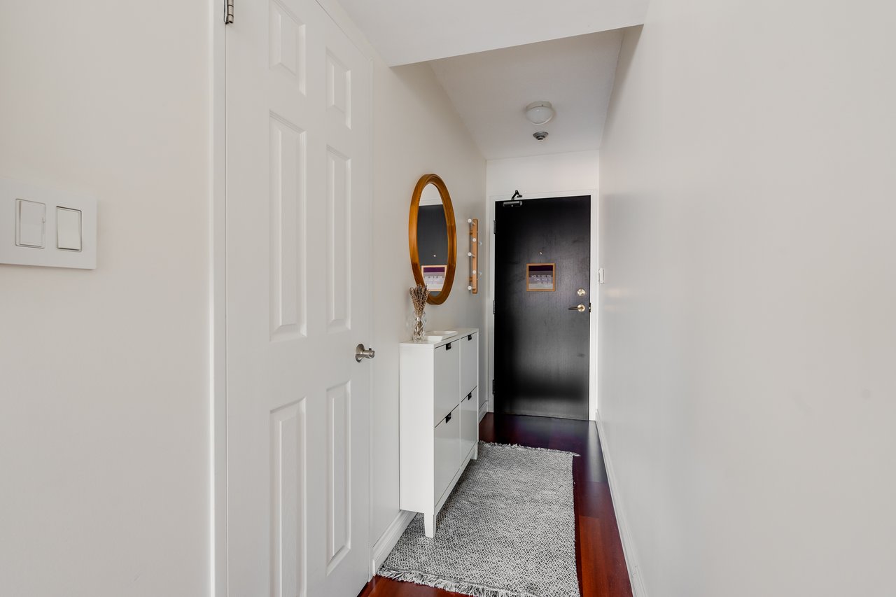 1220-230 King Street E