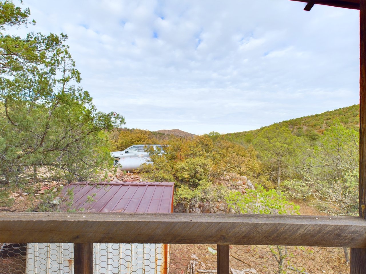 305 Tomahawk Trail