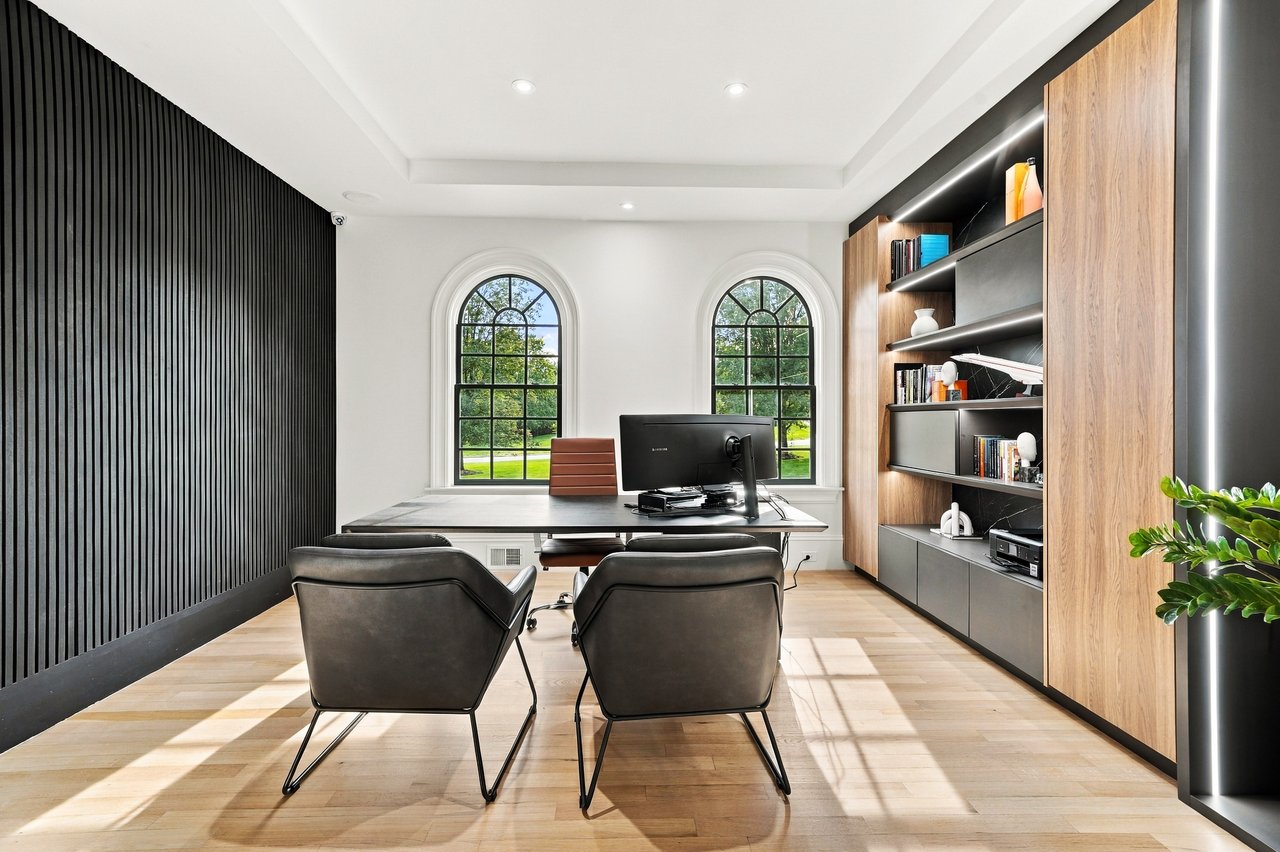 An Exceptional Southborough Estate