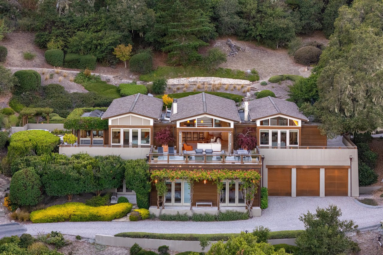 Where Modern Elegance Meets Coastal Serenity