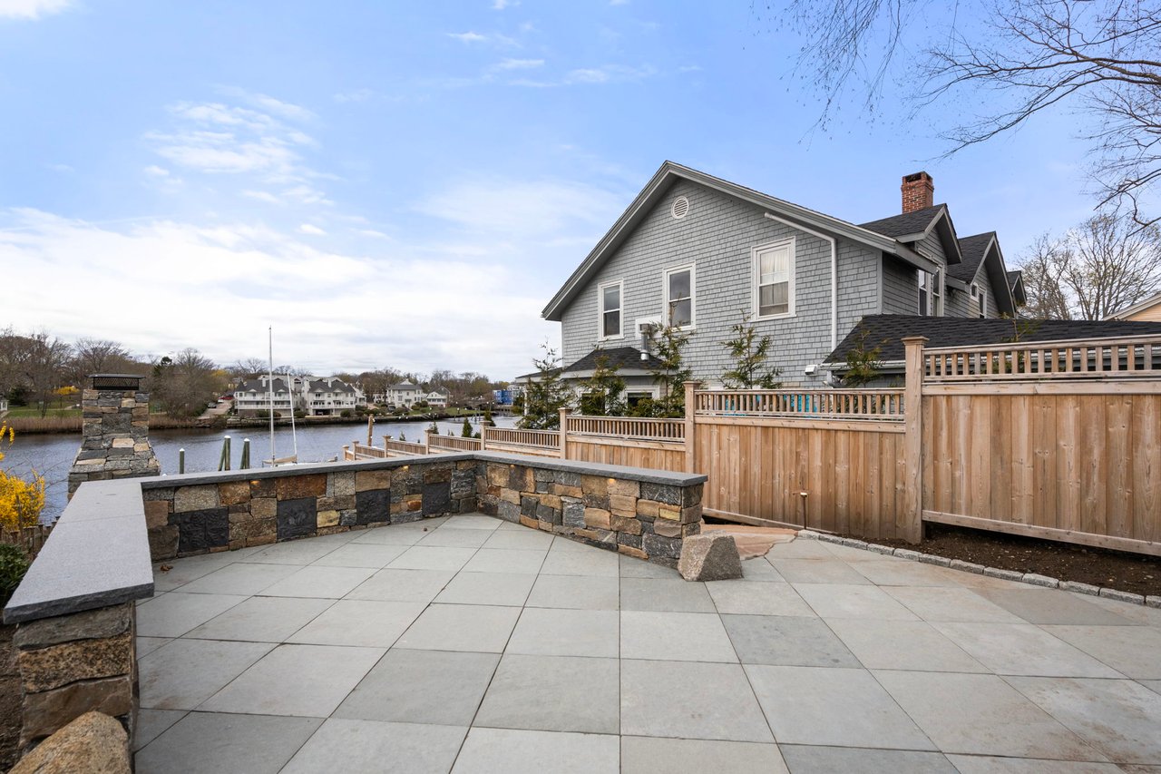 25 Seaview Avenue