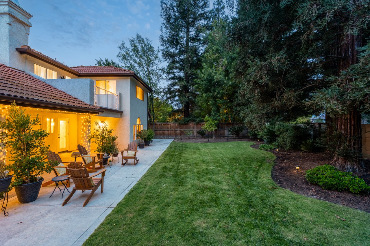 841 E Country View Circle