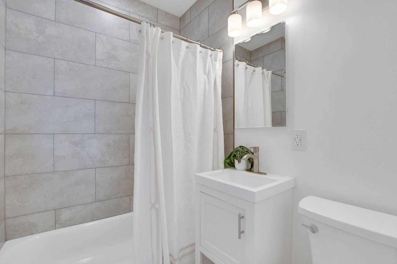 316 W 5th Street