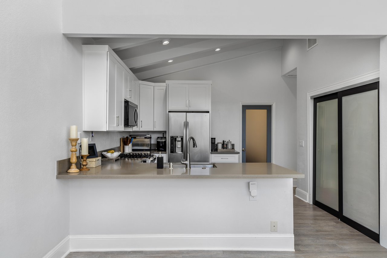 2254 The Terrace - Brentwood, Los Angeles