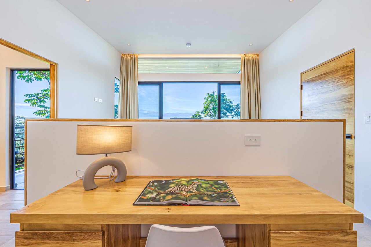 Exclusive Luxury Villa with Infinity Pool