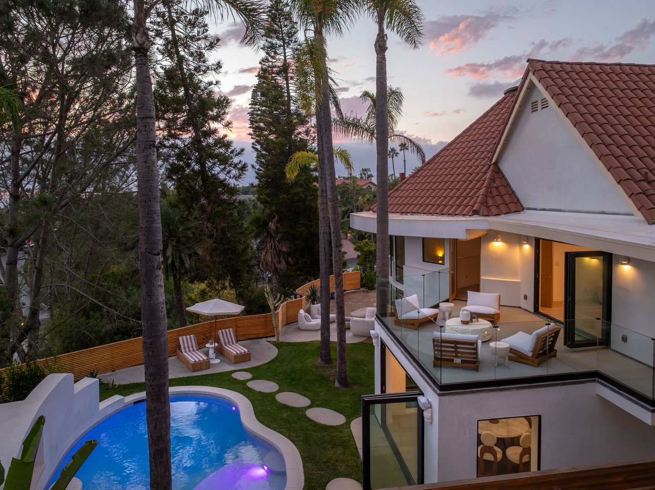 A Modern Coastal Sanctuary in Rancho Del Mar