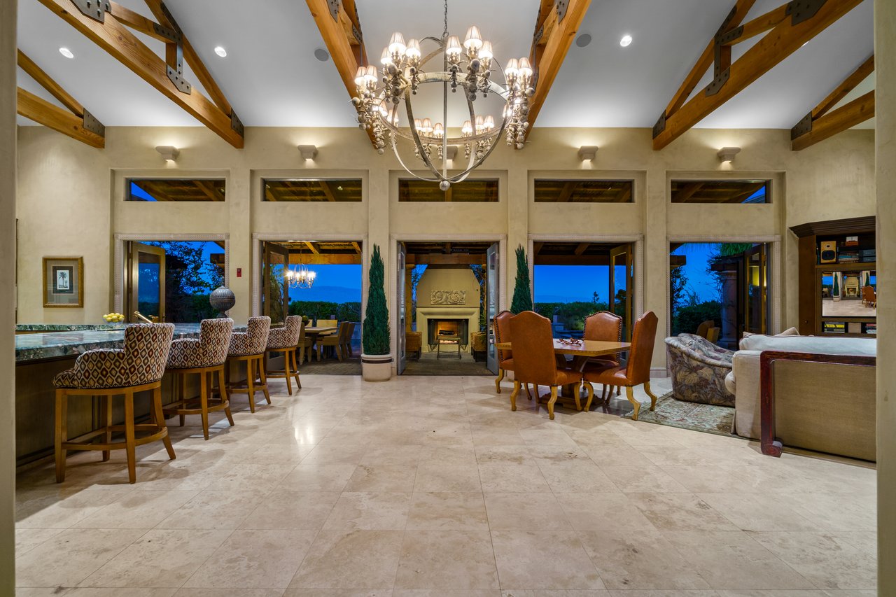 2 Nebulae Way, Rancho Mirage