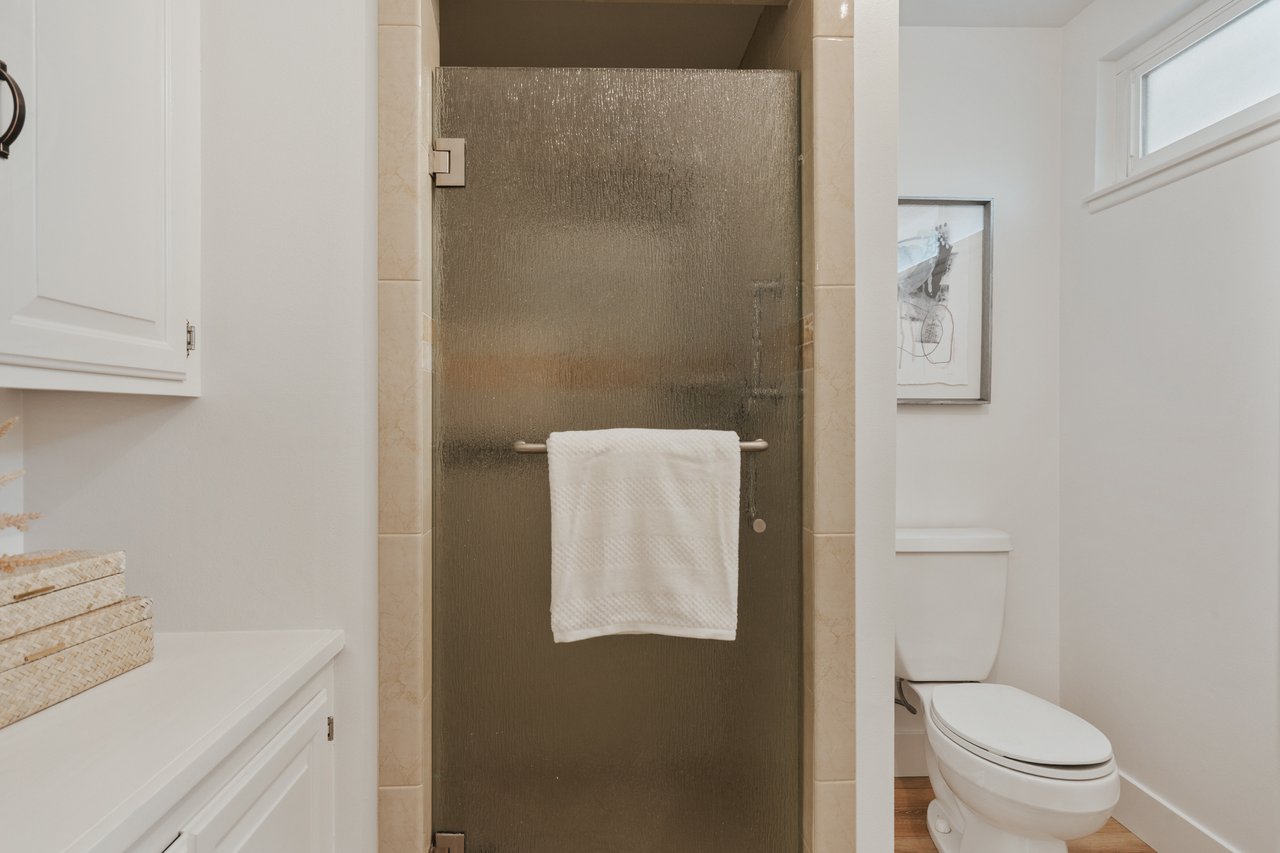 7817 E. Sandberg Lane