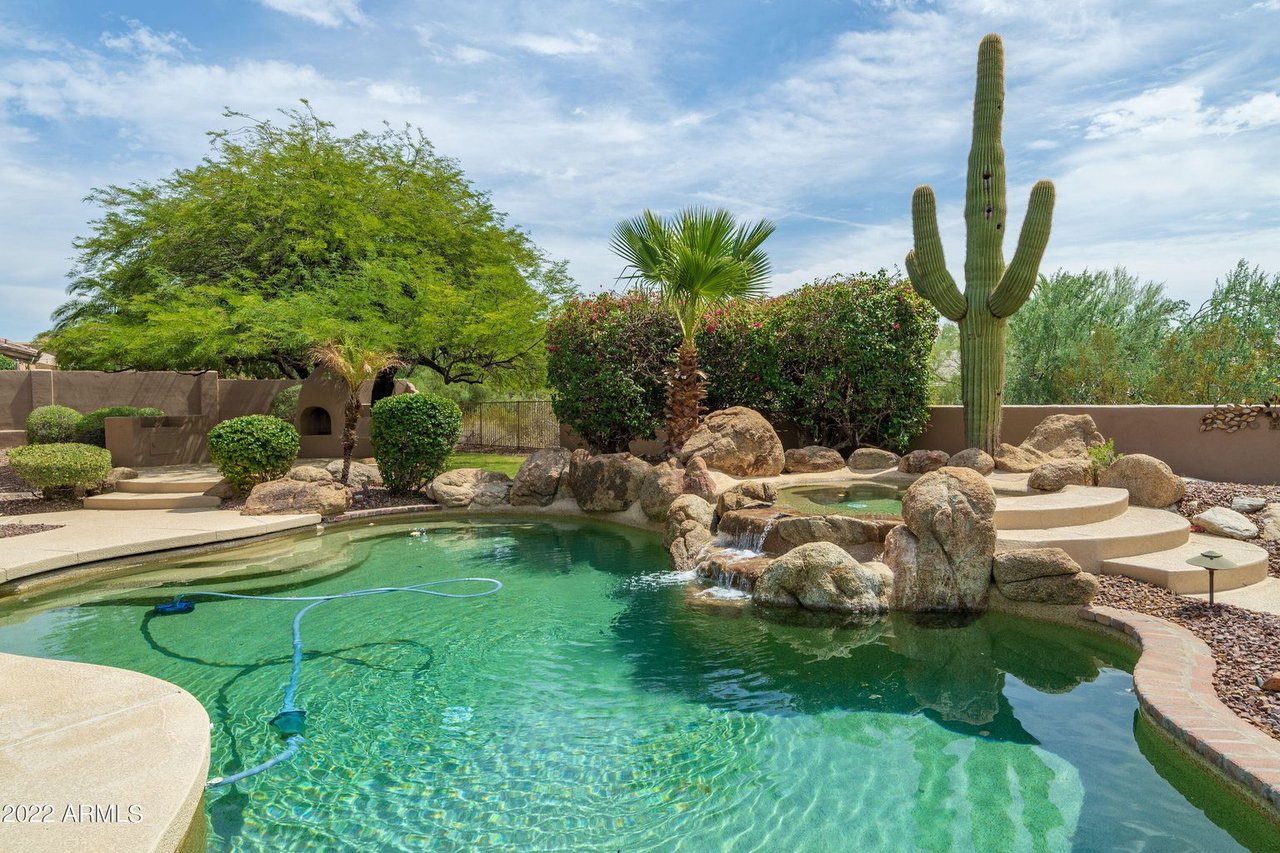 12077 E Laurel Lane